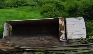 Tiga Truk Terlibat Kecelakaan Beruntun di Cariu Bogor Gegera Nggak Kuat Nanjak