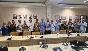 Perdana! Tim Transisi Dedie-Jenal Bareng Bapperida Gelar Rapat Sinkronisasi Visi Misi Wali Kota Terpilih dalam RPJMD Kota Bogor