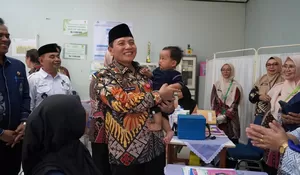 Pastikan Pelayanan Kesehatan Berjalan Baik, Pj Bupati Bogor Tinjau Pemeriksaan Kesehatan Gratis di Bojonggede
