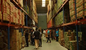 Minyak Kita di Bogor Langka, Dijual Rp17.666 per Liter