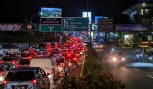 Wow, Kawasan Puncak Bogor Dipadati 110 Ribu Kendaraan