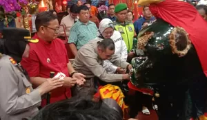 Ribuan Warga Saksikan Barongsai Sambut Tahun Baru Imlek 2025 di Kota Sukabumi