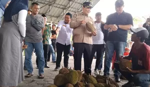 Durian Cengal Jadi Favorit di Festival Durian Leuwiliang