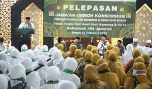 Pj Bupati Bogor Lepas Ratusan Jemaah Umroh Konsorsium FKS Patuh Jabar