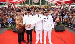 Dedie A Rachim - Jenal Mutaqin di Mata Inohong