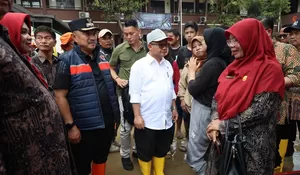 114 Sekolah di Kota Bekasi Terendam Banjir, Mendikdasmen Siapkan Voucher Bantuan