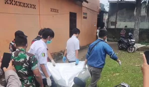 Geger! Perempuan Lansia Ditemukan Tewas Membusuk Dalam Rumah di Pamoyanan Bogor