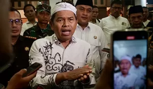 Dedi Mulyadi Perintahkan Pemeriksaan Kepala Desa Karangsari Usai Aksi Saweran di Klub Malam