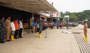 Pemkab Bogor Gandeng TNI Polri Bersihkan Sisa Banjir Bojongkulur