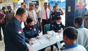 Jelang Mudik Lebaran, BNNK Sukabumi Tes Urine Sopir Angkutan Umum, Ini Hasilnya