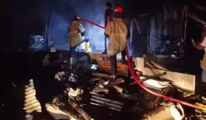 Jelang Sahur, Rumah Warga Purabaya Sukabumi Kebakaran Hebat