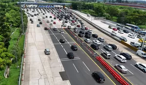 H-4 Lebaran, One Way Diberlakukan di Tol KM 70 hingga KM 188! Ini Jadwal dan Lokasinya   