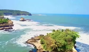 Nelayan Perempuan Hilang Misterius di Perairan Laut Ujunggenteng