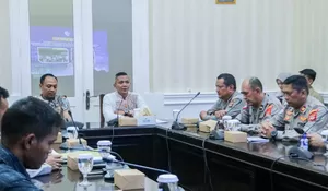 Imbas Bencana Batutulis Bogor, Jalur Alternatif Cipinang Gading Mau Dibuat Satu Arah, Pengusaha Angkot Nggak Setuju