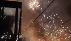 Kebakaran Toko di Leuwiliang, Kembang Api Meledak-ledak di Udara