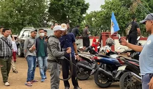 Warga Dihebohkan Kemunculan Ular di Lokasi Mancing Massal di Situ Gedung Kesenin