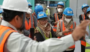 Komitemen Hapus Senyawa Berbahaya, KLH Tinjau Pengolahan Limbah PCBs di PPLI Bogor