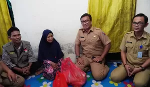 Wujudkan Gagasan Dedi Mulyadi, Pj Sekda Kota Bogor Salurkan Bantuan Program Nyaah Ka Indung