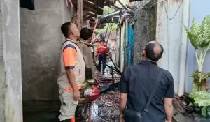 Kebakaran di Cibadak Sukabumi, Rumah Warga Hangus Dilalap Api, Pemilik Terpaksa Mengungsi