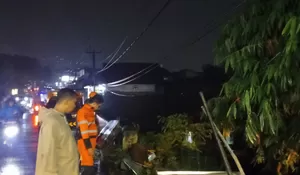 Warung di Bogor Dibongkar Paksa Imbas Terbawa Longsor Setinggi 10 Meter