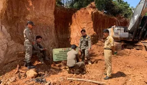 Galian Tanah di Parungpanjang Didatangi Petugas, Pekerja Kabur Tinggalkan Alat Berat