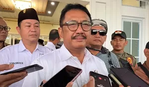 Bupati Sukabumi Asep Japar Beri Penghargaan PWI Peduli, Berkat Kiprah Kemanusiaan dan Informasi Bencana