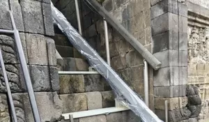 Penjelasan PCO Terkait Pemasangan Eskalator di Candi saat Prabowo Subianto Terima Kunjungan Presiden Prancis di Candi Borobudur