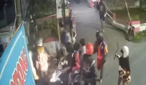 Kampung Cibuluh Bogor Diserang Gengster Bersenjata, Dua Orang Jadi Korban, Polsek Tanahsareal Lakukan Penyelidikan
