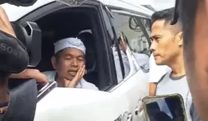 Viral! Gubernur Jabar Dedi Mulyadi Disiram Air saat Kunjungan di Bekasi, Ini Responsnya