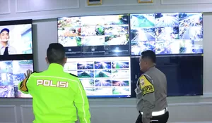 Amankan Libur Panjang Idul Adha di Puncak Bogor, Kapolres Cek Sitem CCTV di Pos Gadog