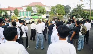Ikut Program Pendidikan Karakter, Bupati Purwakarta Berangkatkan 45 Siswa ke Rindam III Siliwangi 
