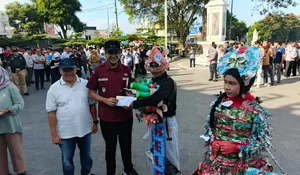 Bobby Maulana: 2050 Mancing Plastik di Sungai, Bukan Ikan