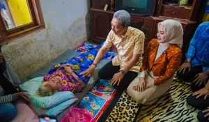 Dedie Rachim bareng Istri Kunjungi Lansia, Wujud Program Nyaah Ka Indung di Kota Bogor