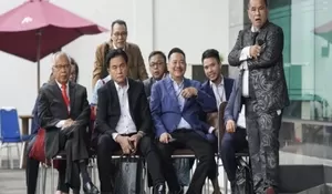 Hotman Paris Bongkar Penghasilan Fantastis dan Pertanyakan Alasan Otto Hasibuan Jadi Wakil Menteri