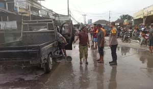 Pikap Pengangkut Bensin Ludes Terbakar di Rumpin, Polisi Bantah Sopir Kabur