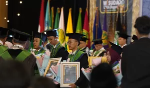 UIKA Bogor Wisuda 664 Lulusan Angkatan 80, Diwarnai Prestasi Internasional