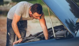 Begini Cara Aman Membersihkan Mobil Listrik yang Terendam Banjir, Jangan Langsung Dinyalakan!