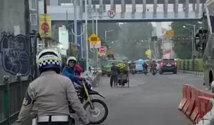 Viral Polisi Usir Pemotor Lawan Arah di Jalan Mayor Oking Bogor, Ternyata Emang Udah Sering