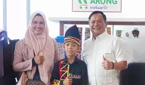 Di Balik Viralnya Tarian Aura farming, Ada Kisah Perjuangan Sang Ibu - PNM Hadir di Setiap Langkah Dhika