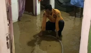 TPT Perumahan Arum Park Bantarsari Jebol, Ratusan Rumah Warga Kebanjiran