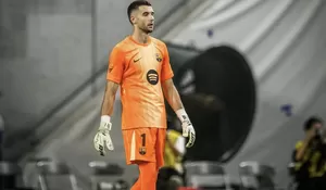 Debut Joan Garcia Tuai Kontroversi: Pakai Nomor 1 Ter Stegen dan Buka Spekulasi Masa Depan di Barcelona