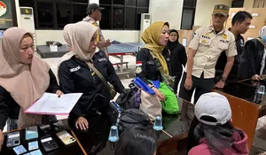 Satpop PP Razia Tempat Karaoke di Cibinong, PSK hingga Lelaki Hidung Belang Diamankan