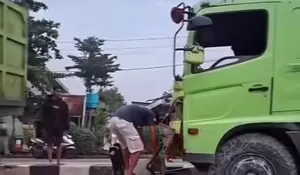 Truk Tambang Terlibat Kecelakaan Beruntun di Jalan Raya Parung-Bogor, Satu Orang Terluka
