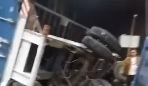 Lagi.. Kecelakaan di Gerbang Tol Ciawi 2, Truk Kontainer Seruduk Tronton, Begini Kondisinya