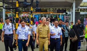 Di Depan Dirut KAI, Dedie A Rachim Beberkan Pengembangan Transportasi Massal