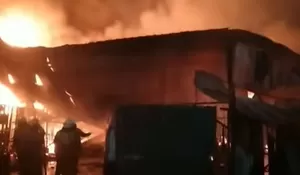 Kebakaran Rumah di Duren Sawit, 12 Unit Damkar Bantu Padamkan Api