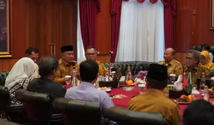 Bangun SDM Unggul, Bupati Bogor Canangkan Program Satu Desa Satu Sarjana