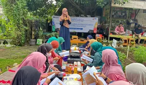 Jaga Ekosistem Lingkungan, BRI Peduli Beri Pelatihan Pengolahan Limbah Minyak Jelantah di Bank Sampah Bogor