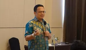 Jokowi Diminta Tanggung Jawab soal Proyek Whoosh, Kini Jadi Beban Negara 60 Tahun