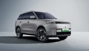 Perbedaan Jaecoo J5 EV Varian Standard dan Premium, Dari Sisi Spesifikasi dan Fitur Canggih